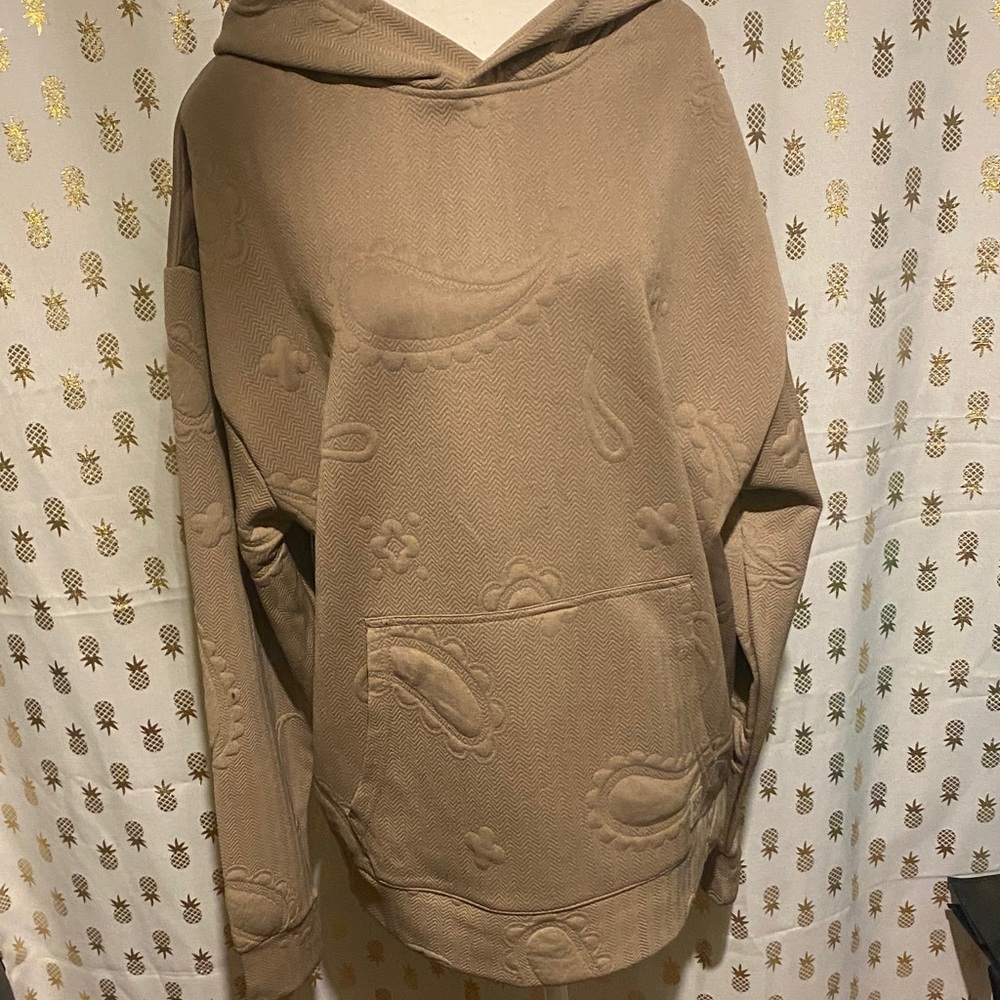 🍄Tan Paisley Embossed Women's Hoodie